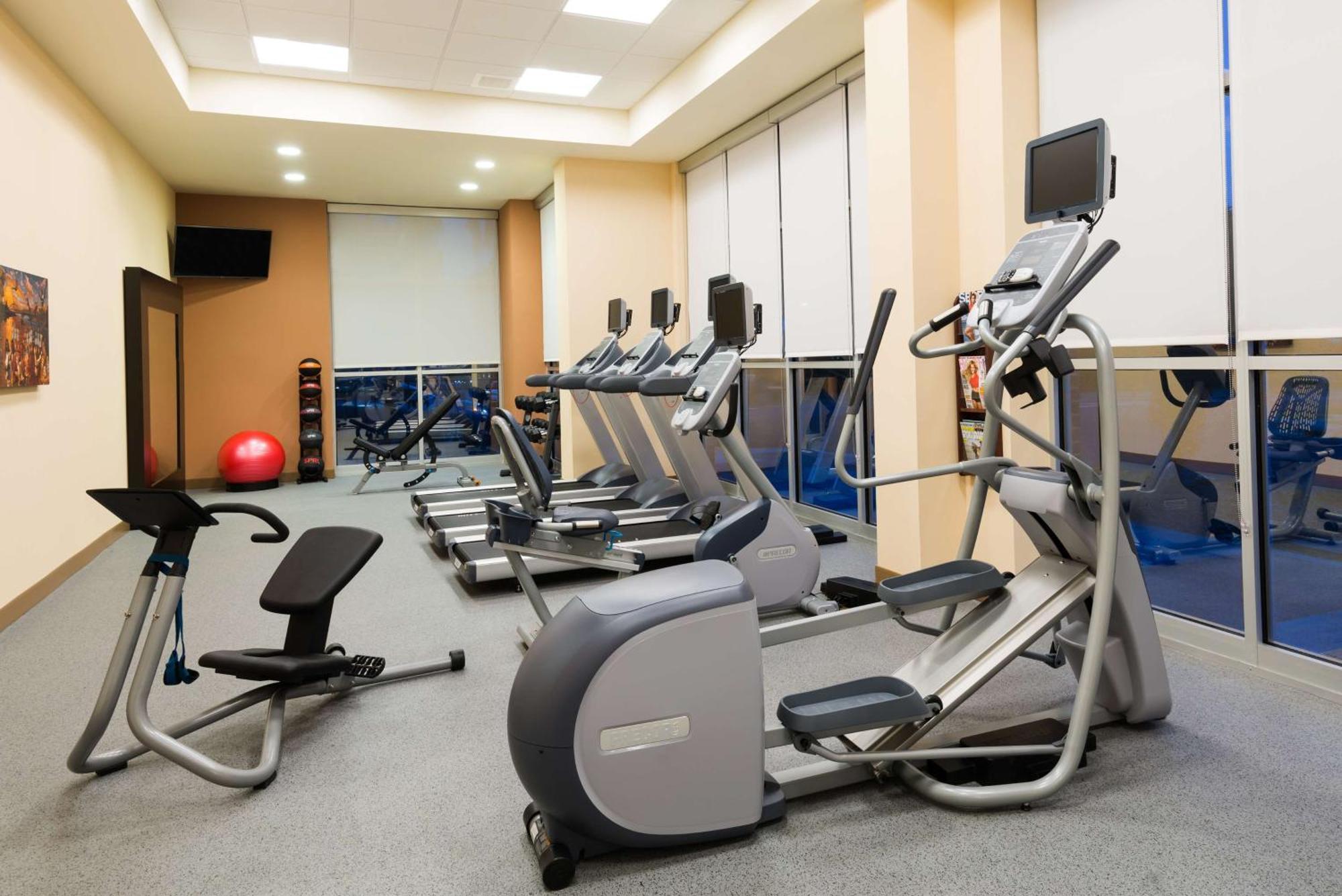 Homewood Suites By Hilton Little Rock Downtown Екстериор снимка